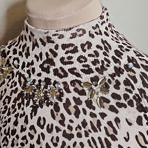 NWT Vertigo Paris XL Jewel Neckline Leopard mockneck sweater - Picture 3 of 8